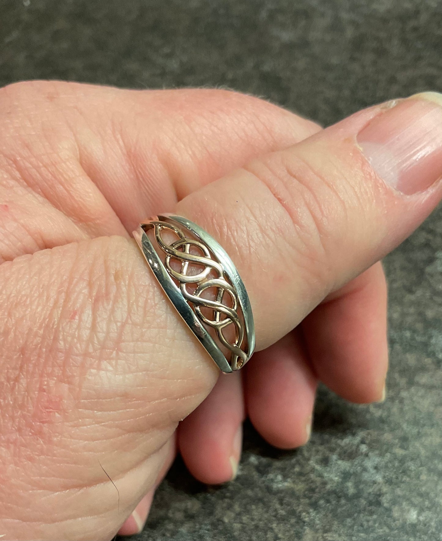 Clogau Welsh Royalty Celtic Knot ring size W in silver and rose gold RRP £250