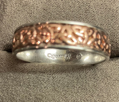 Unisex Clogau Celtic Trinity Knot narrow band ring size V1/2-W in silver and rose gold