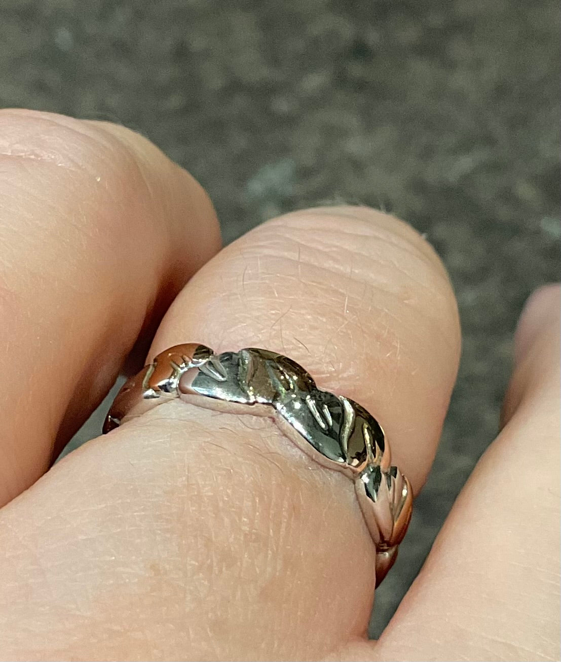 Clogau Tree of Life Two Tone alternating silver and rose gold leaf band ring size O RRP £209
