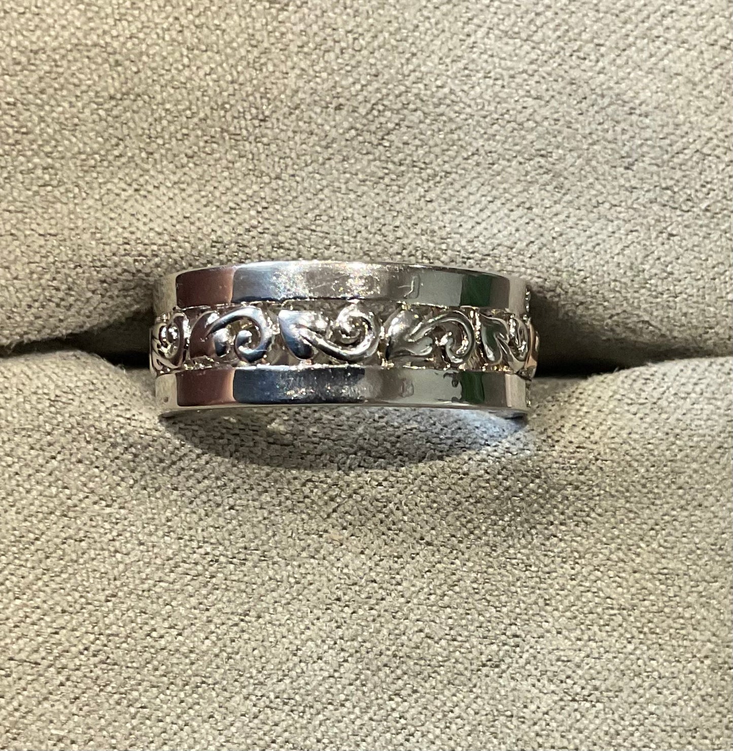 Clogau Tree of Life White Topaz Triple band ring size K in silver and rose gold RRP £219
