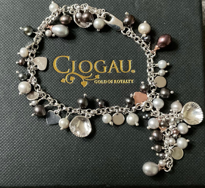 Clogau Beachcomber Peacock & Grey Pearl necklace, bracelet and charm set in silver and rose gold