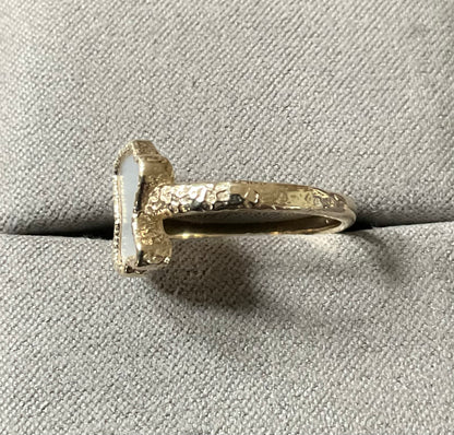 Clogau 9ct Lady of Luck Diamond and Mother of Pearl ring in yellow gold size P1/2