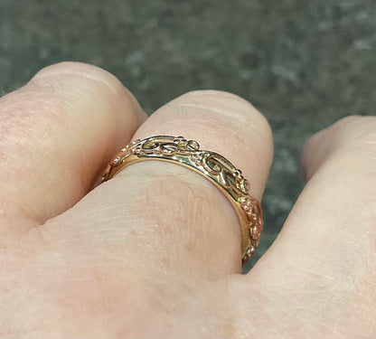 Clogau 9ct Tree of Life fine detailed band ring in yellow and rose gold size Q1/2-R