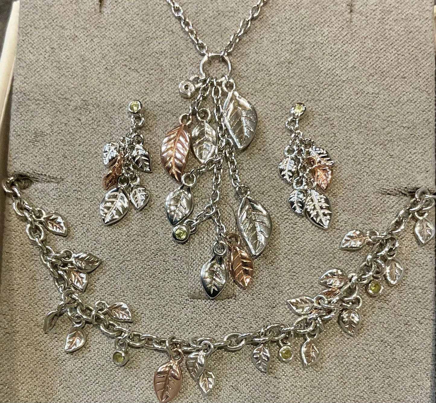 Clogau Awelon Peridot leaves drop pendant necklace in silver and rose gold 18”
