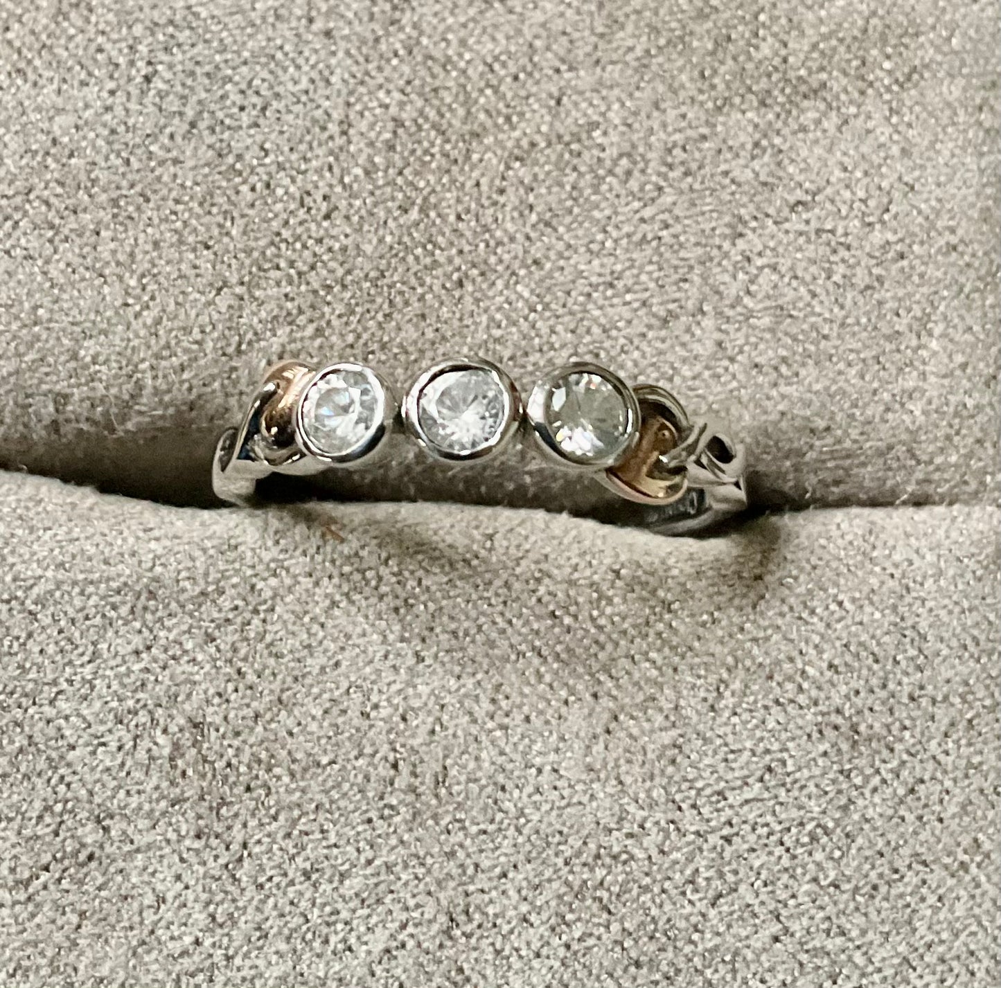 Clogau Tree of Life white topaz 3 stone ring size O in silver and rose gold