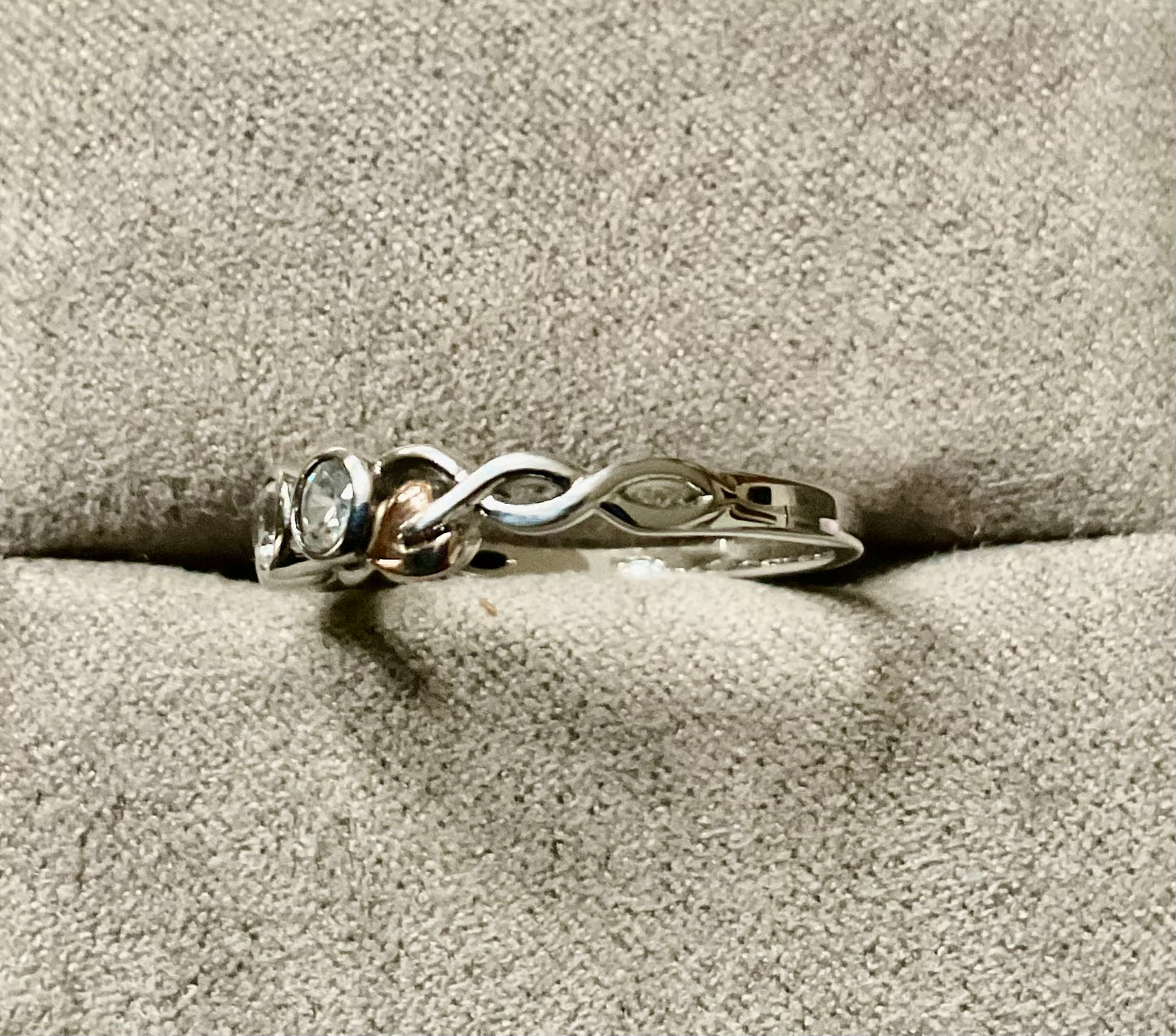 Clogau Tree of Life white topaz 3 stone ring size O in silver and rose gold