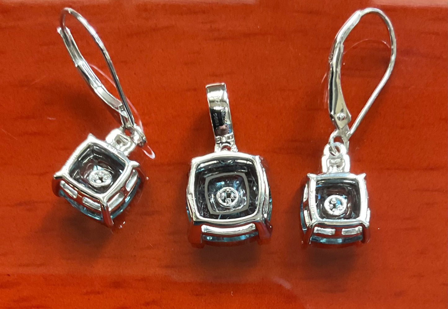 Glenn Lehrer 10K white gold Limited edition Torus Blue Topaz & Diamond pendant & earrings set