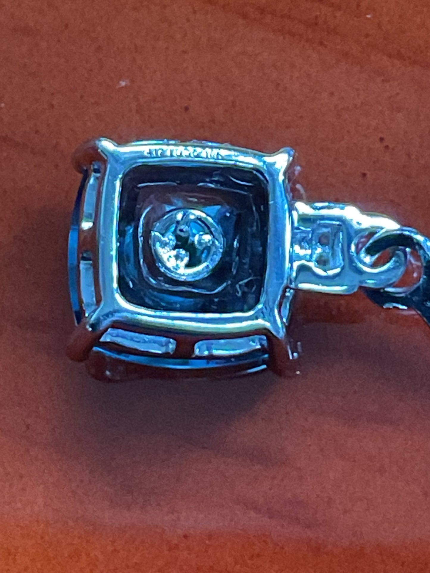 Glenn Lehrer 10K white gold Limited edition Torus Blue Topaz & Diamond pendant & earrings set
