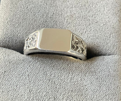 Unisex Clogau Tree of Life rectangle signet ring in silver and rose gold size S