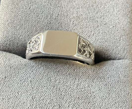 Unisex Clogau Tree of Life rectangle signet ring in silver and rose gold size S