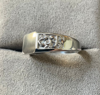 Unisex Clogau Tree of Life rectangle signet ring in silver and rose gold size S
