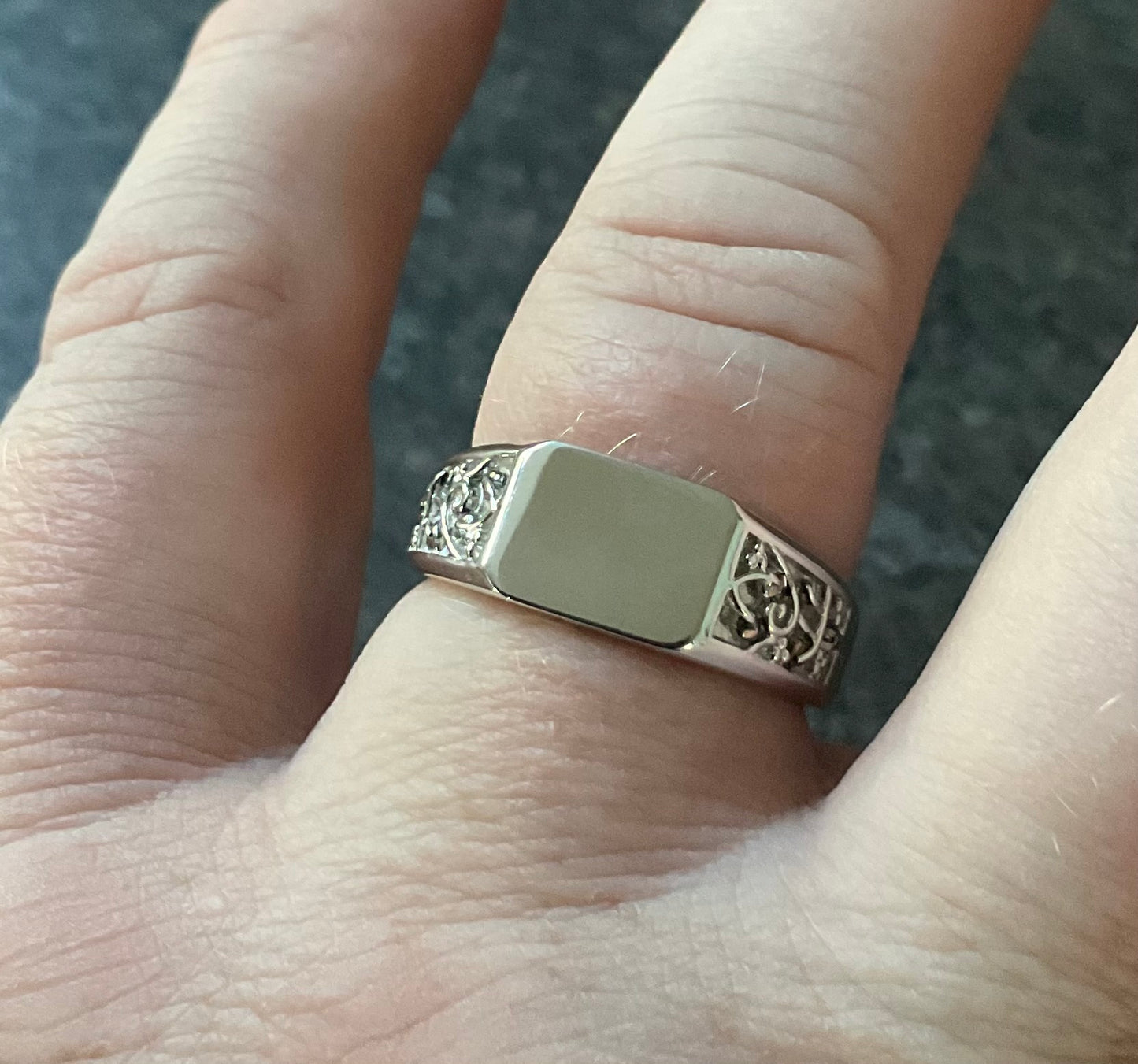 Unisex Clogau Tree of Life rectangle signet ring in silver and rose gold size S