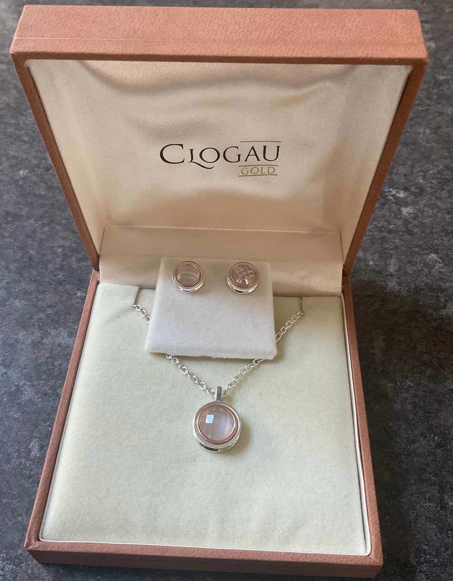 Clogau Ripples Rose Quartz pendant necklace 18” and Ripples Rose Quartz stud earrings matching set in silver and rose gold