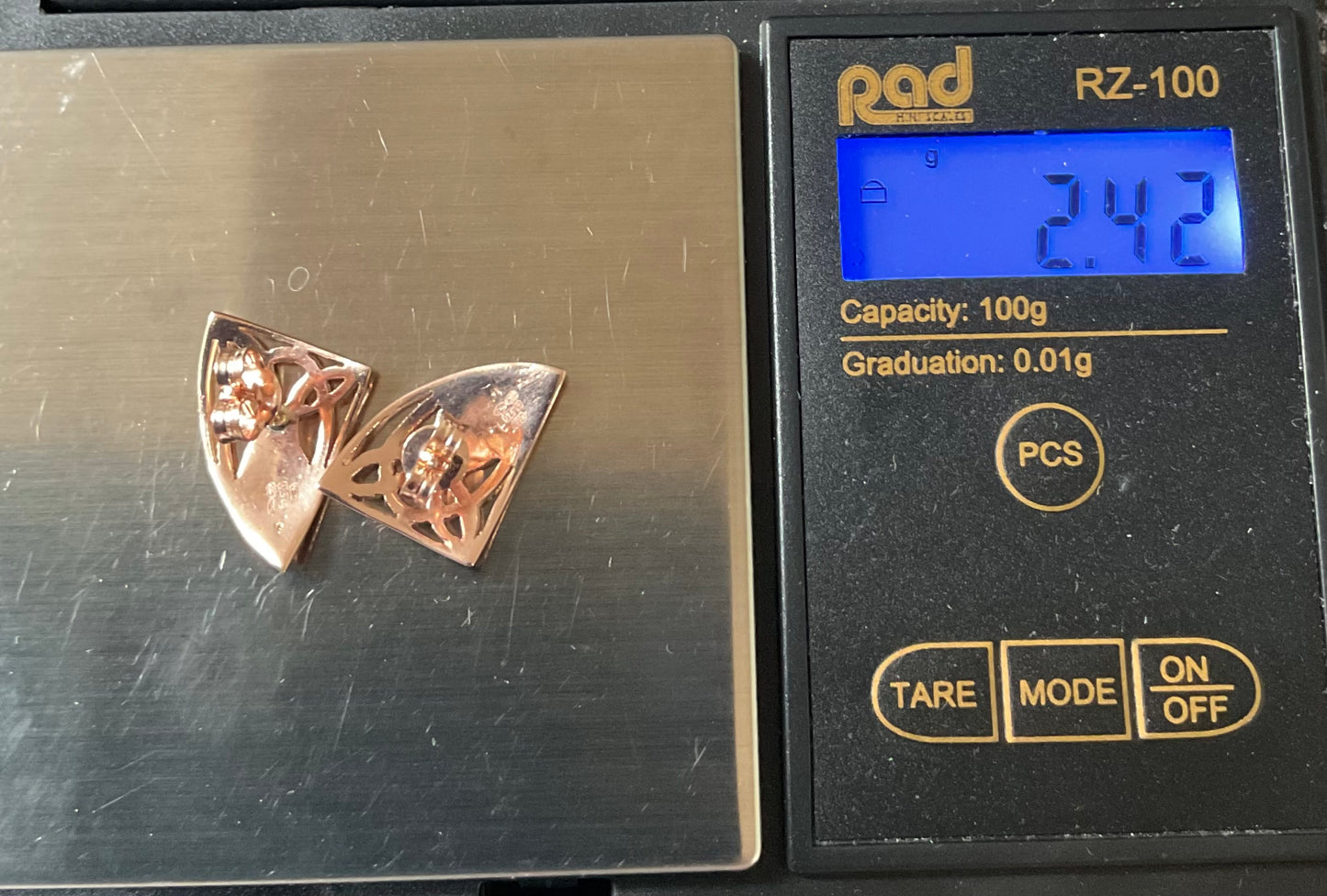 Vintage 9ct Cymru-Y Metel Rose gold Celtic stud earrings containing rare Welsh gold