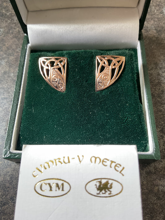 Vintage 9ct Cymru-Y Metel Rose gold Celtic stud earrings containing rare Welsh gold