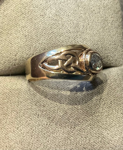 Clogau 9ct St.Davids white topaz Celtic ring size O yellow and rose gold