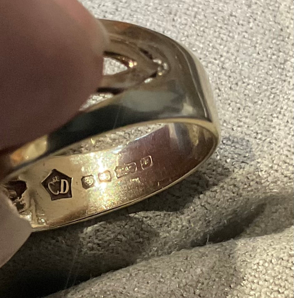 Clogau 9ct St.Davids white topaz Celtic ring size O yellow and rose gold