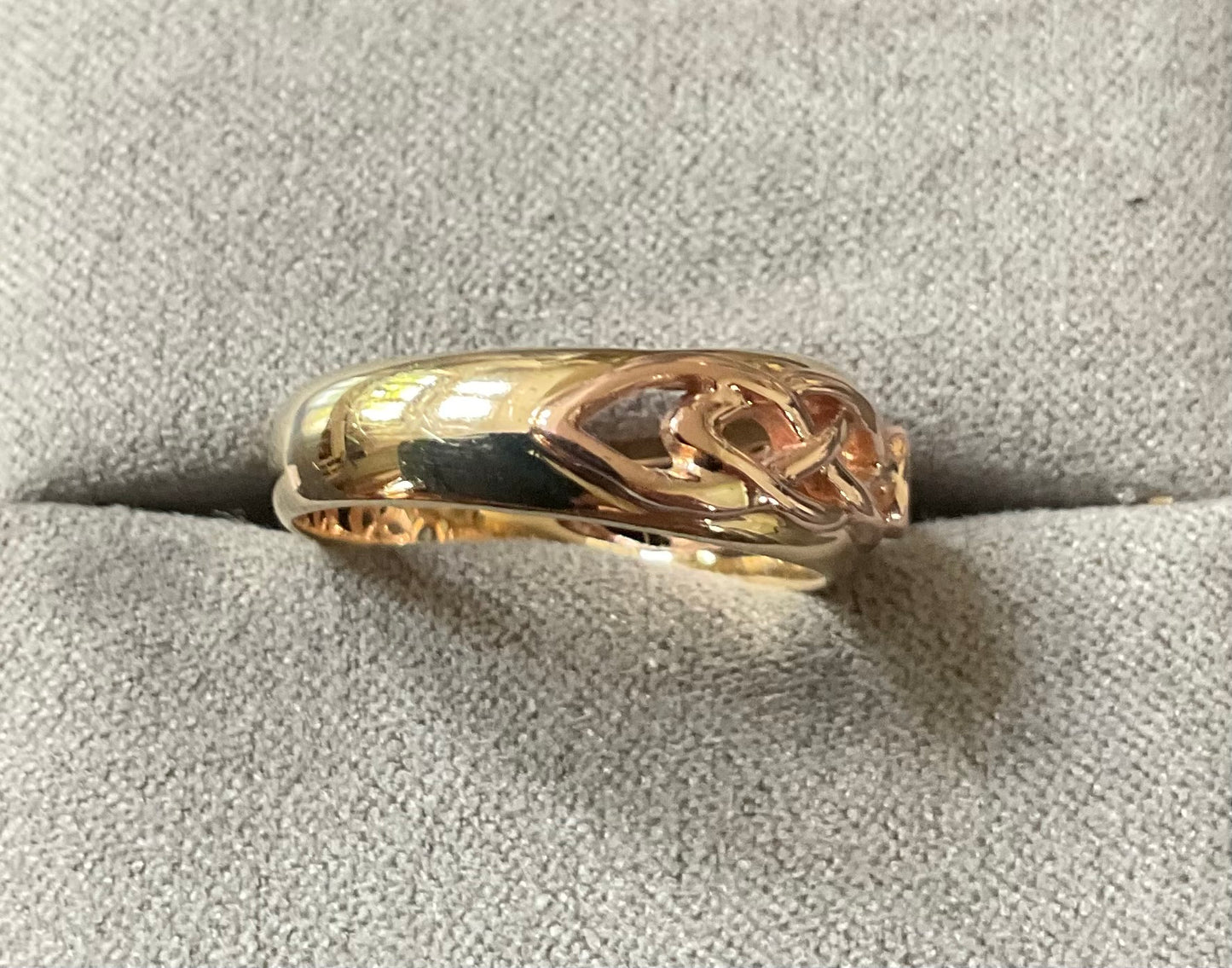 Clogau 9ct Blue Sapphire Lovers Weave Celtic ring size P yellow and rose gold