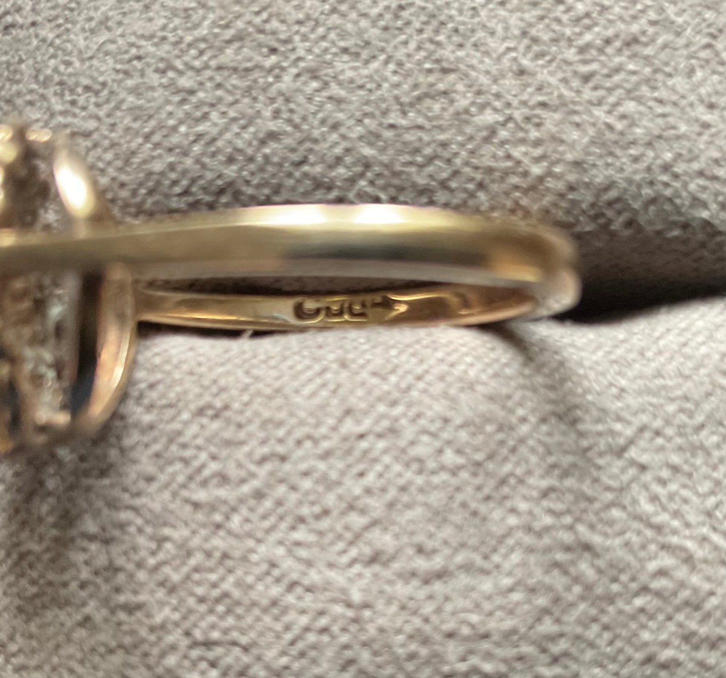 Vintage 9ct Amethyst yellow gold ring size K1/2-L 1969
