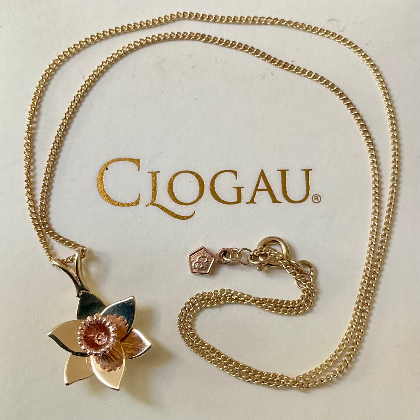 Clogau 9ct Daffodil pendant 18” necklace in yellow and rose gold 5.25g