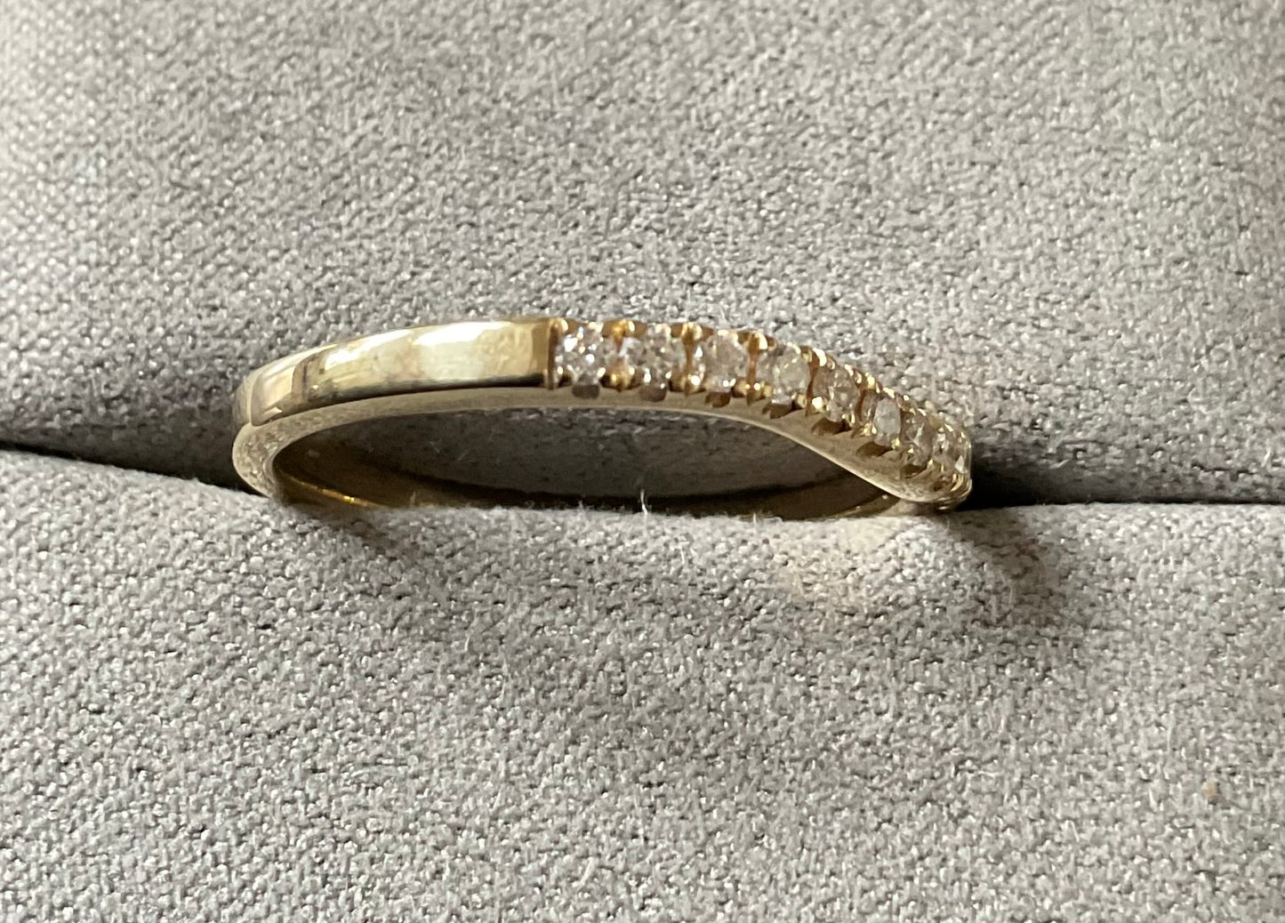 Clogau 18ct Diamond Love Devine yellow gold wedding ring size R1/2-S RRP £1580 in Clogau box