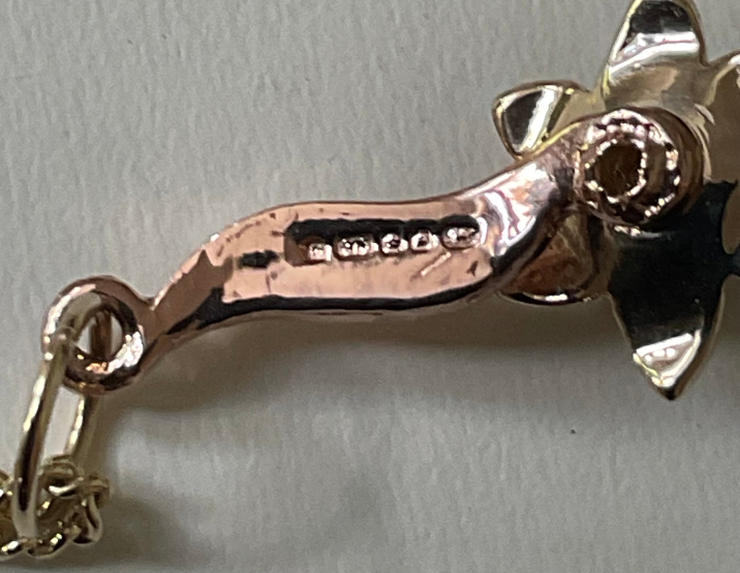 Vintage Clogau Daffodil pendant necklace 18” in yellow and rose gold