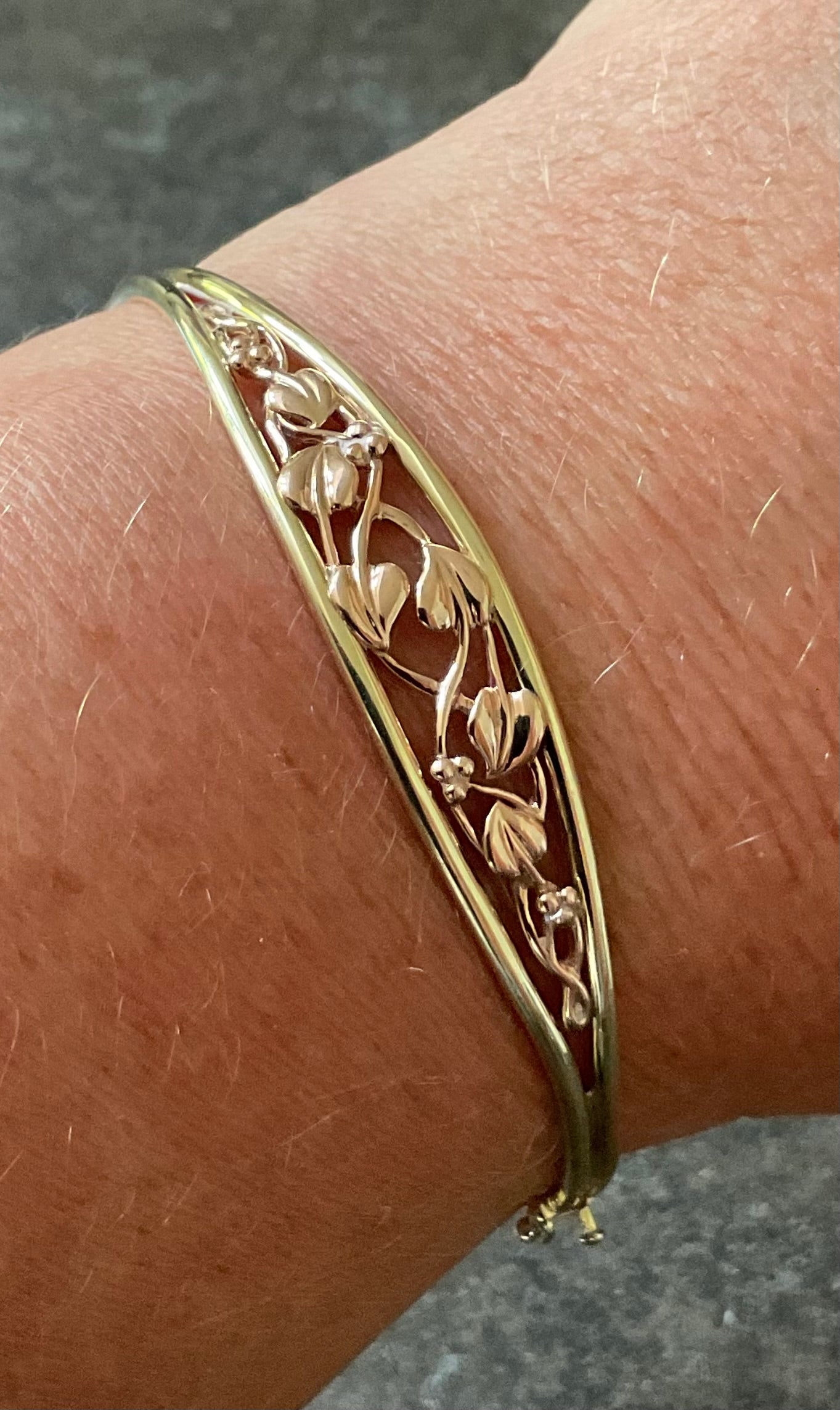 Clogau 9ct Tree of Life bangle bracelet in yellow and rose gold 12.49g
