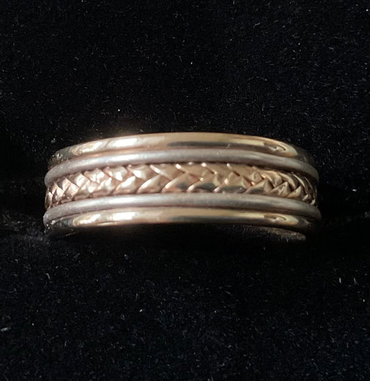 9ct Braided yellow & white gold wedding band ring size N1/2 -O