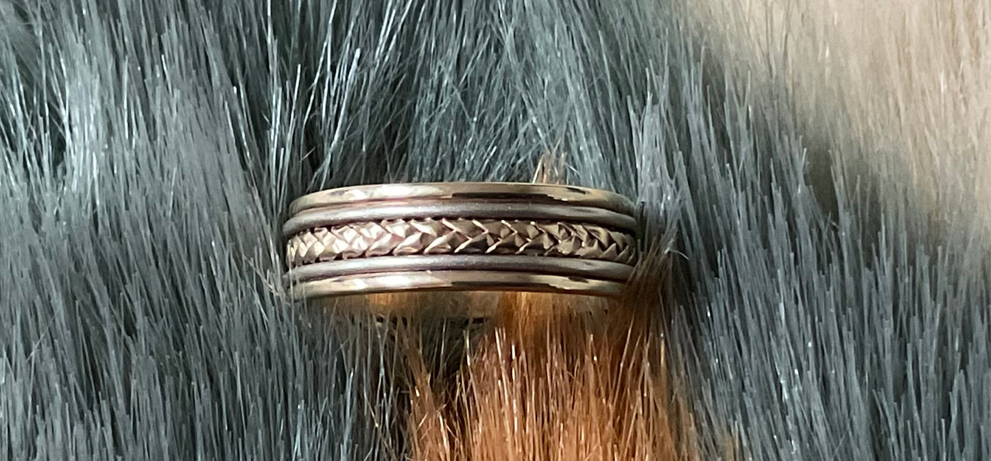 9ct Braided yellow & white gold wedding band ring size N1/2 -O