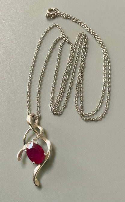 9ct Kallati Ruby and Diamond white gold pendant 18" necklace 0.85ct