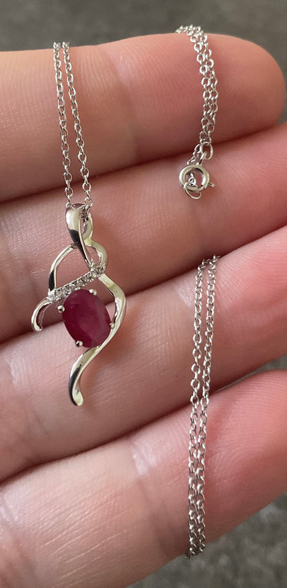 9ct Kallati Ruby and Diamond white gold pendant 18" necklace 0.85ct