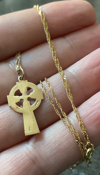 Vintage 9ct Celtic Cross pendant necklace 22” yellow gold hallmarked