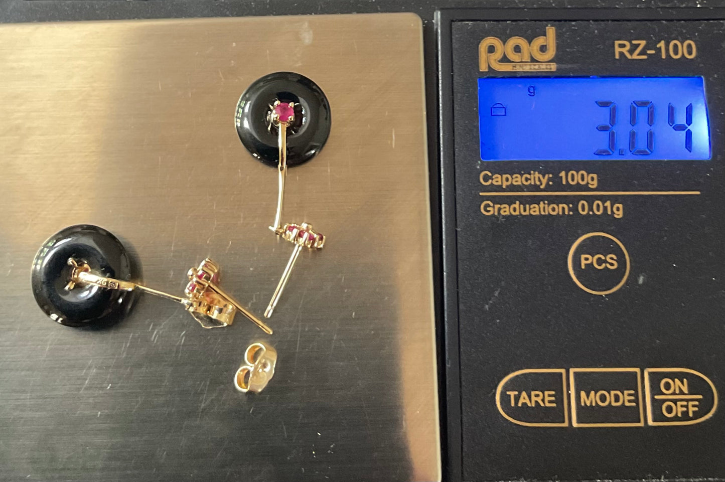 Vintage 9ct Ruby and Black Onyx Disc drop earrings 3cm