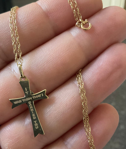 9ct Foot Prints in the Sand 'It was then that I carried you' 18" cross necklace
