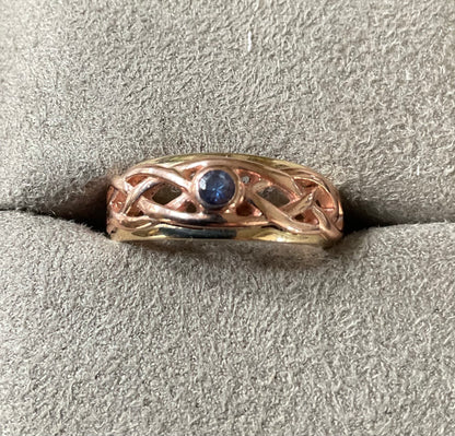 Vintage Clogau 9ct Blue Sapphire Lovers Weave ring size M yellow and rose gold