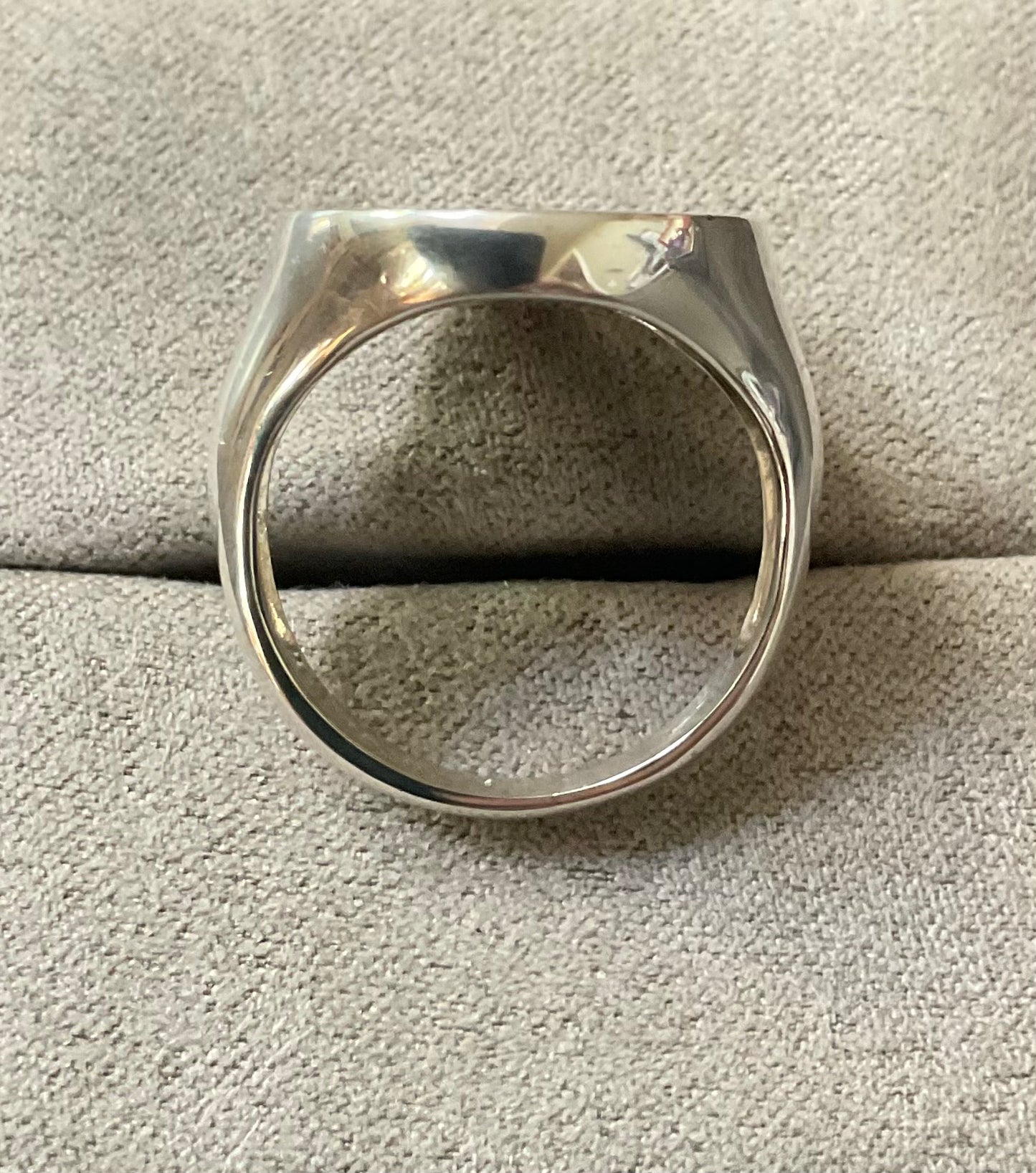 Mens 925 Chinese Dragon Large Oval ring size P Sheffield hallmark 10.72g Unisex Sterling silver