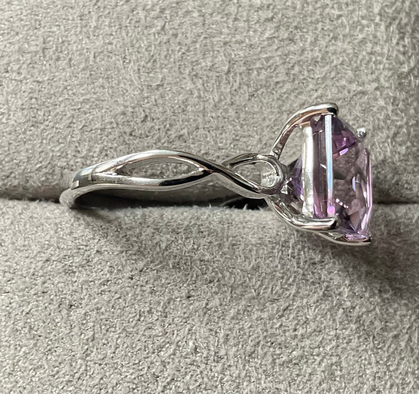 925 Amethyst square cut 9mm solitaire ring with crossover shoulders size P1/2