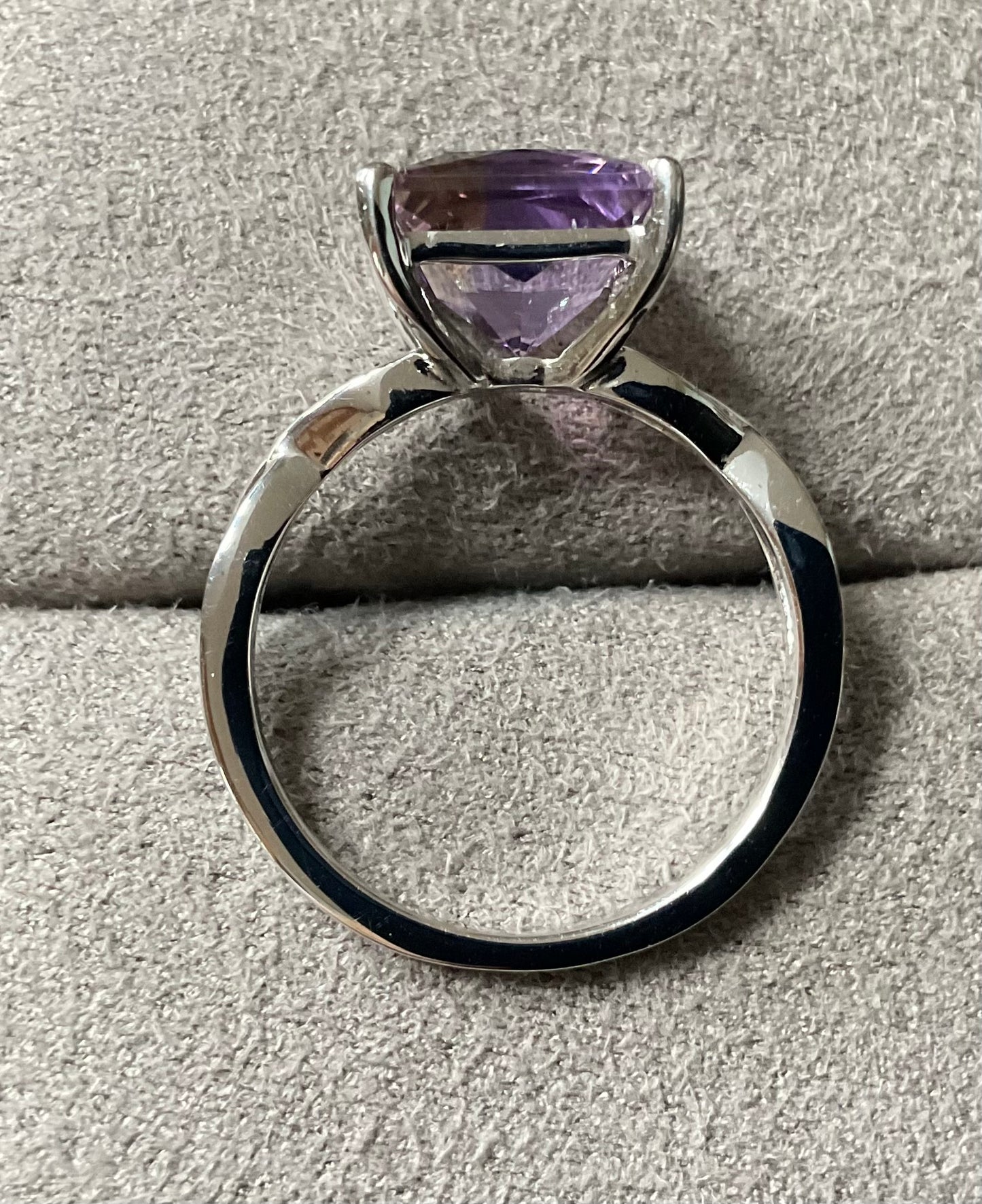 925 Amethyst square cut 9mm solitaire ring with crossover shoulders size P1/2