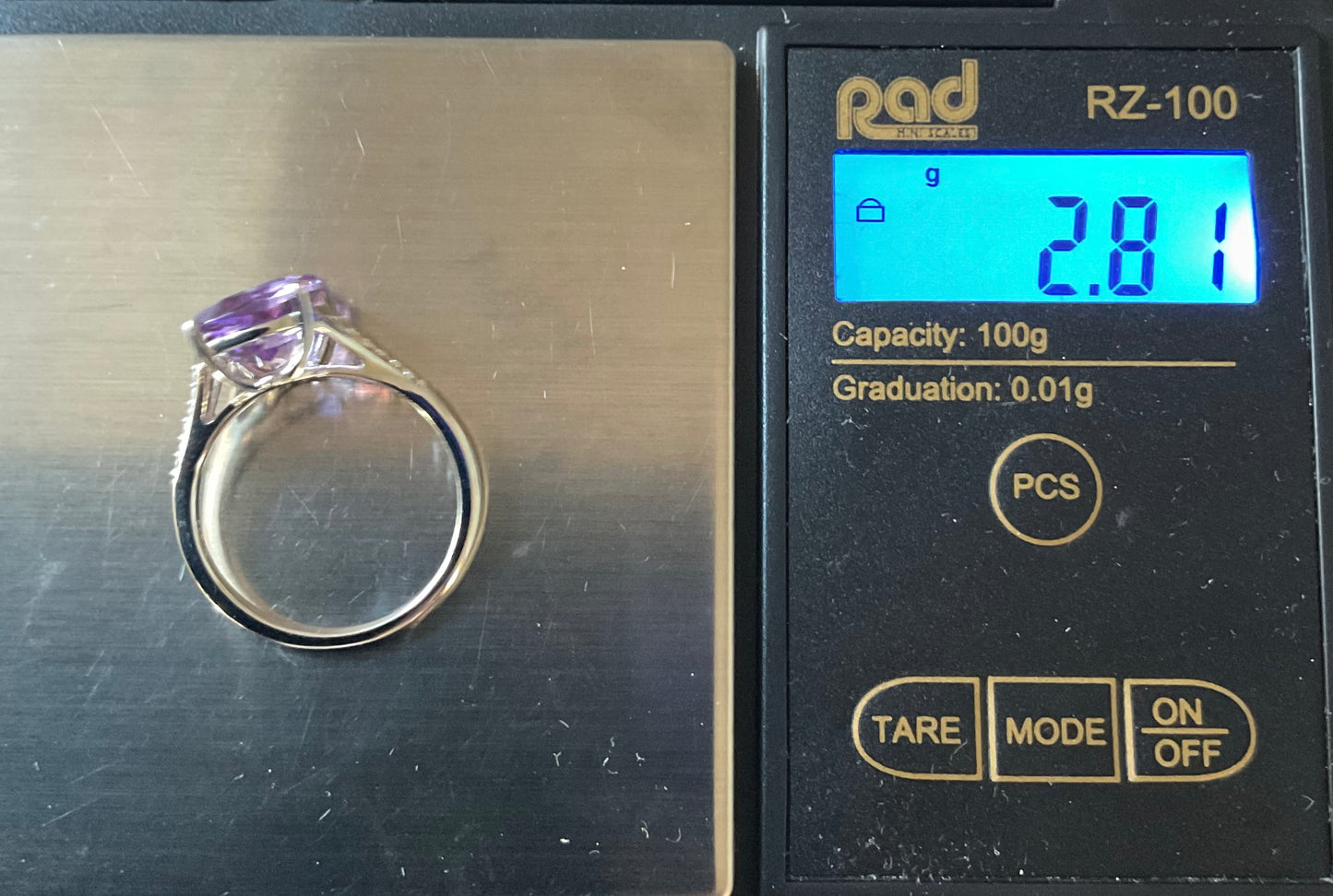 925 Amethyst round cut 1cm solitaire ring with clear gem set shoulders size P1/2