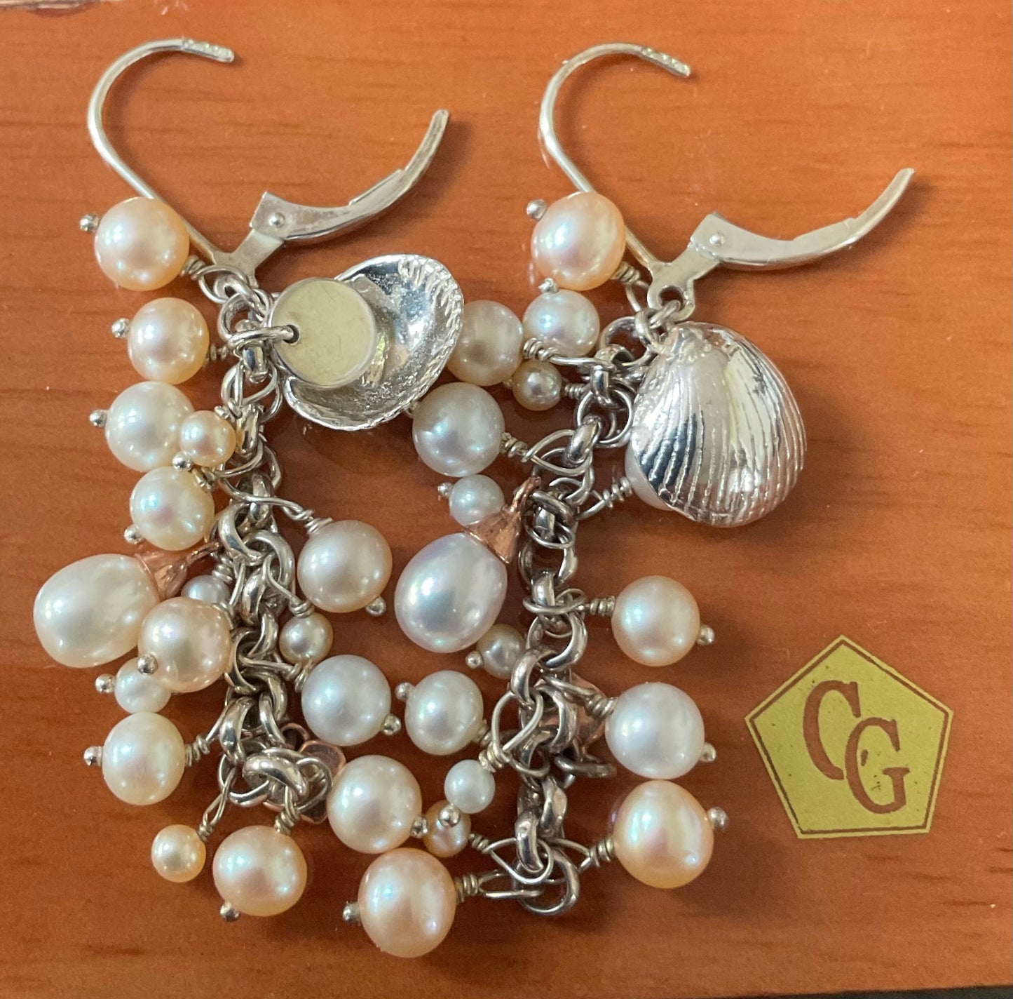 Clogau Beachcomber Y-shape pearl 16” necklace & earring set in peach & cream with silver & rose gold