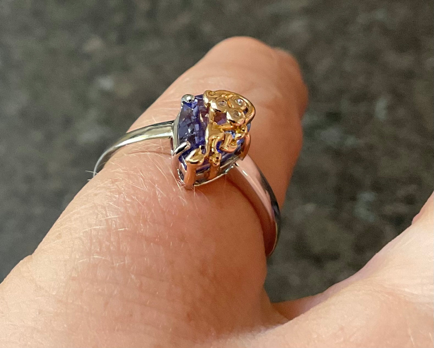 Clogau 18ct Tanzanite and Diamond Tree of Life Solitaire ring size N in white gold