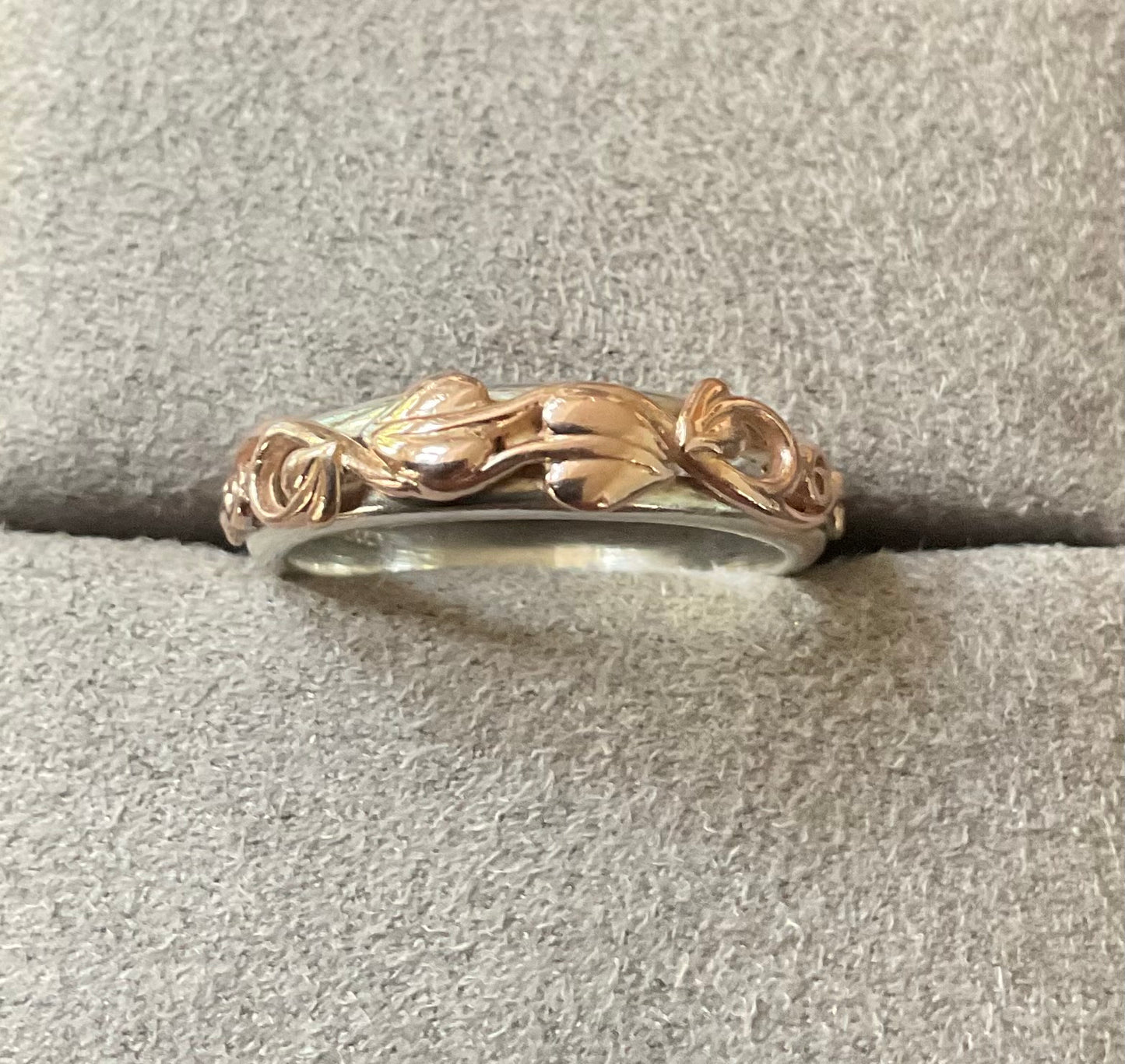 Clogau Tree of Life silver and rose gold foliate narrow band ring size N1/2-O