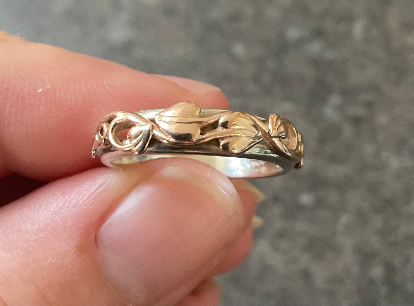 Clogau Tree of Life silver and rose gold foliate narrow band ring size N1/2-O