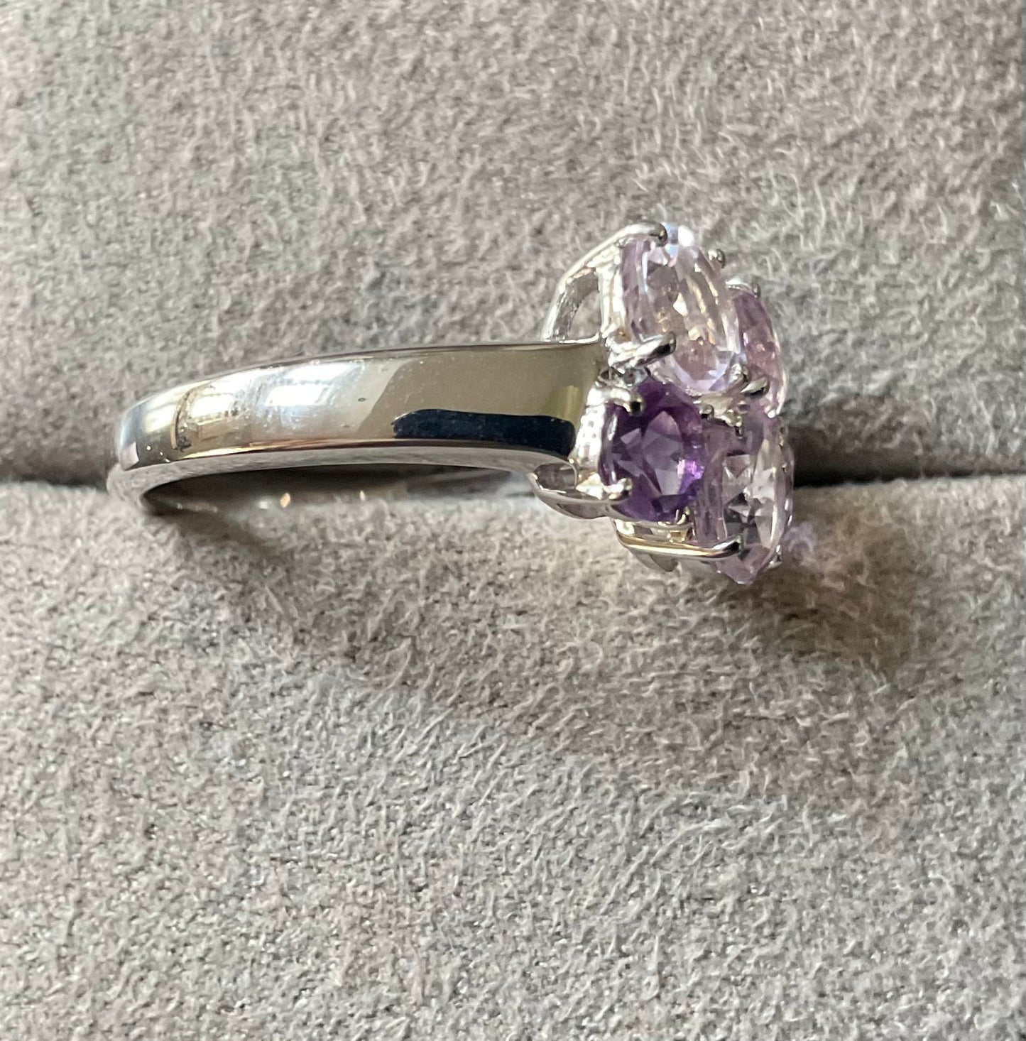 925 shades of Amethyst round cut bubble cluster ring size P1/2
