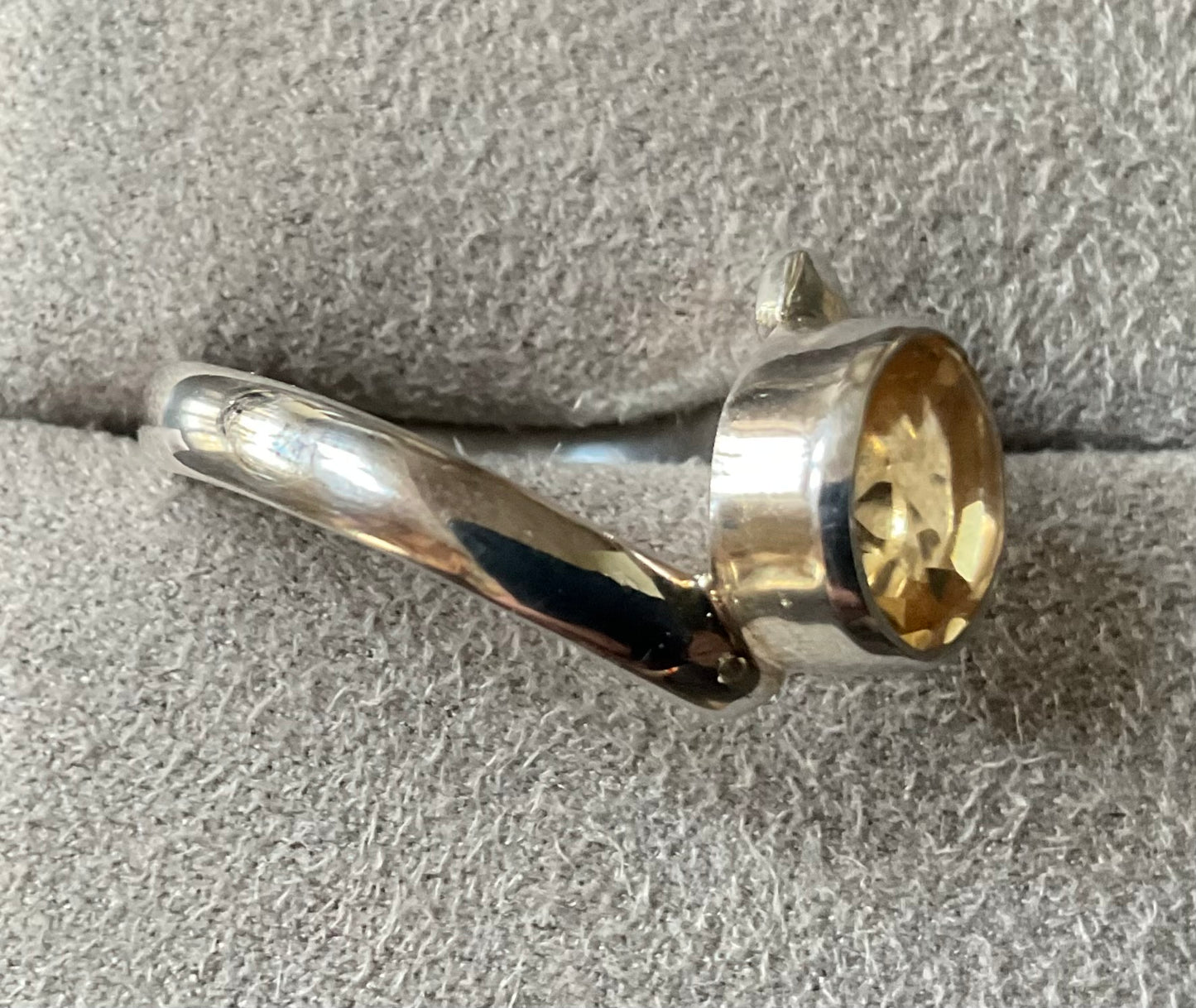 925 Citrine 9mm round cut solitaire bypass ring size P1/2