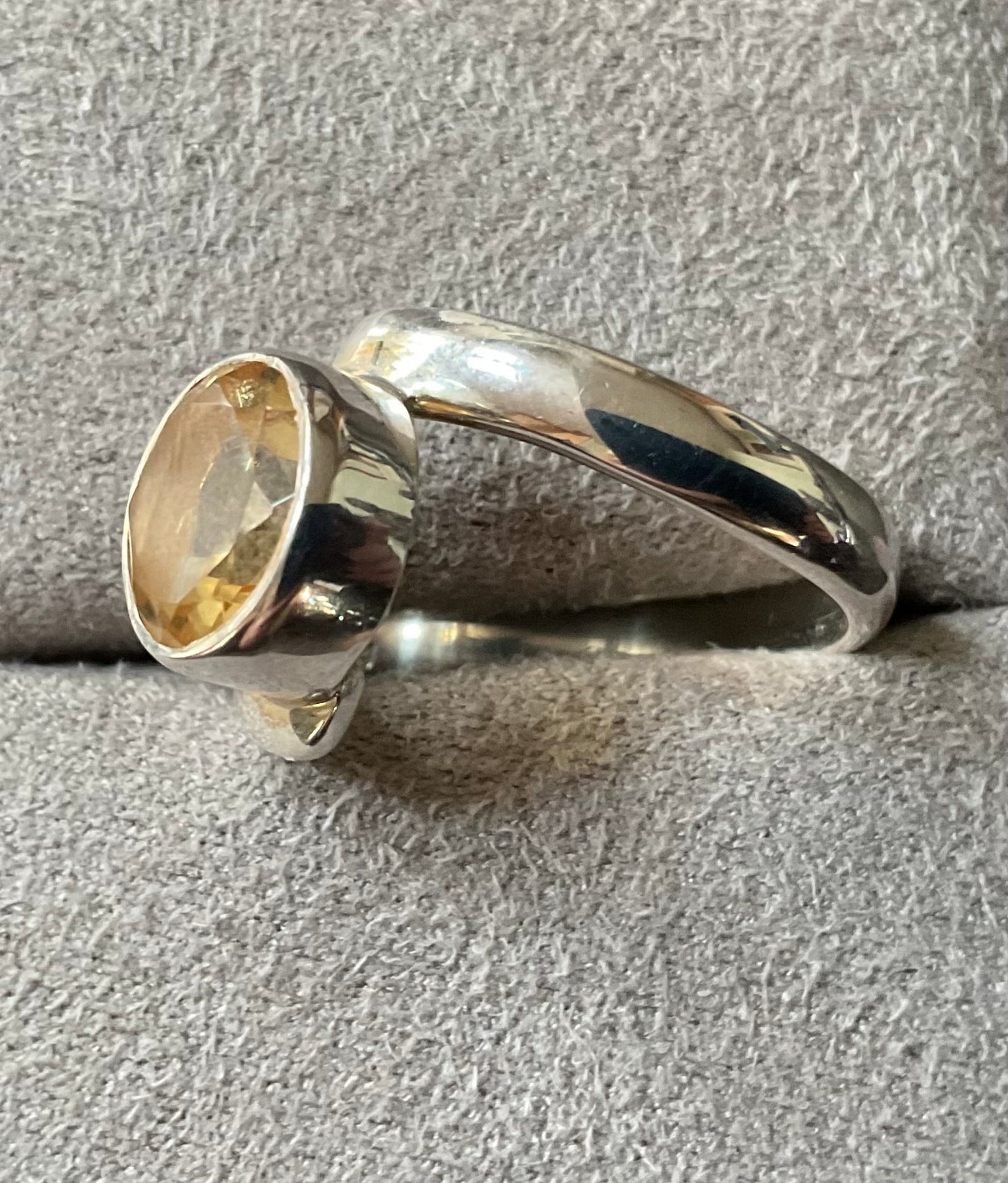 925 Citrine 9mm round cut solitaire bypass ring size P1/2