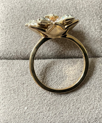 Swarovski LOUELLA flower ring gold tone size P1/2 crystal and enamel (1 stone missing)