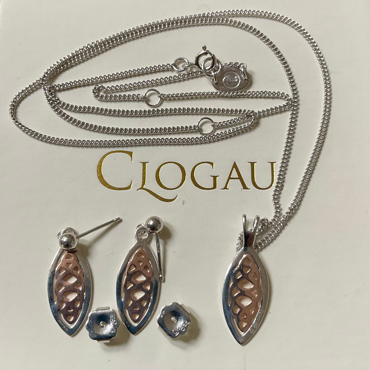 Clogau Queen Eleanor pendant 18-22” necklace and earrings set in silver and rose gold