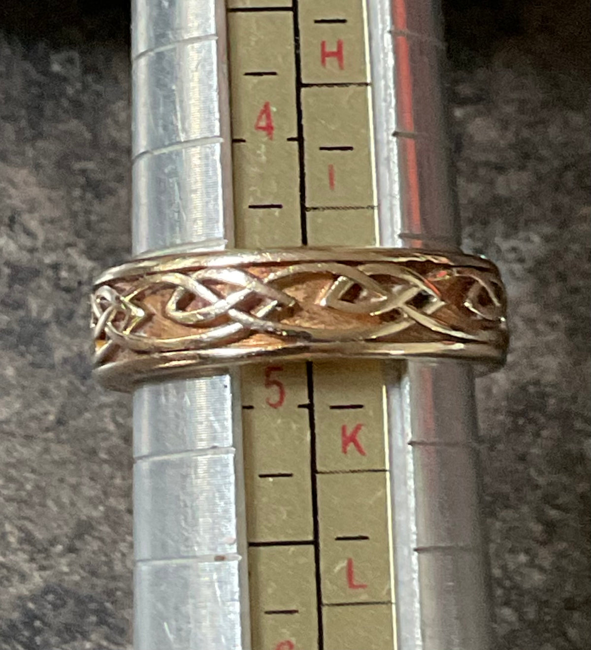 Vintage Clogau 9ct Annwyl 5mm band ring size J in yellow gold 4.53g
