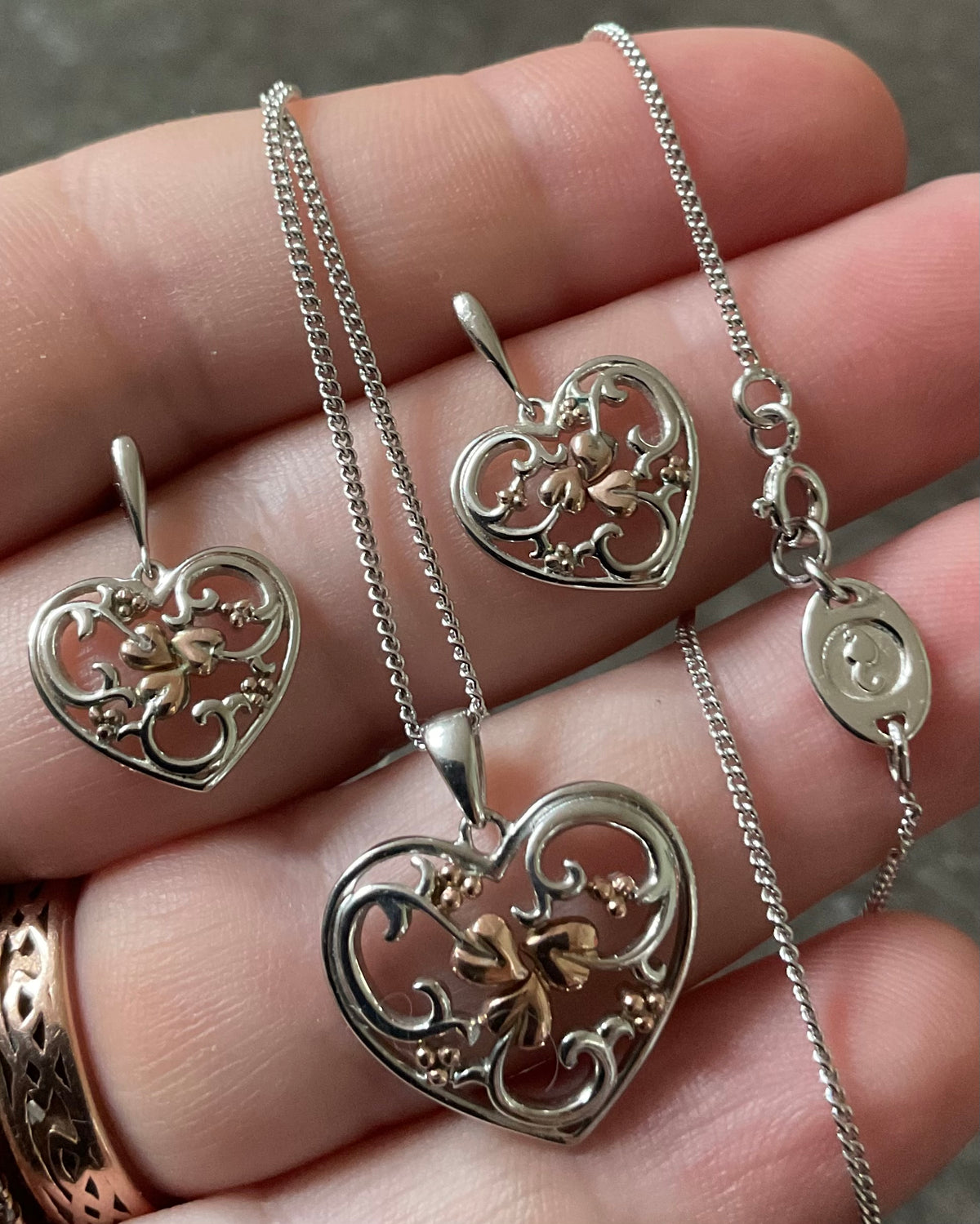 Clogau One Heart matching 18-22” necklace (£120) & earrings (£120) set (£210) in silver & rose gold